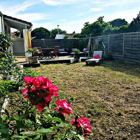 Beach House Avec Jardin 200M De La Plage La Couarde-sur-Mer Exteriör bild