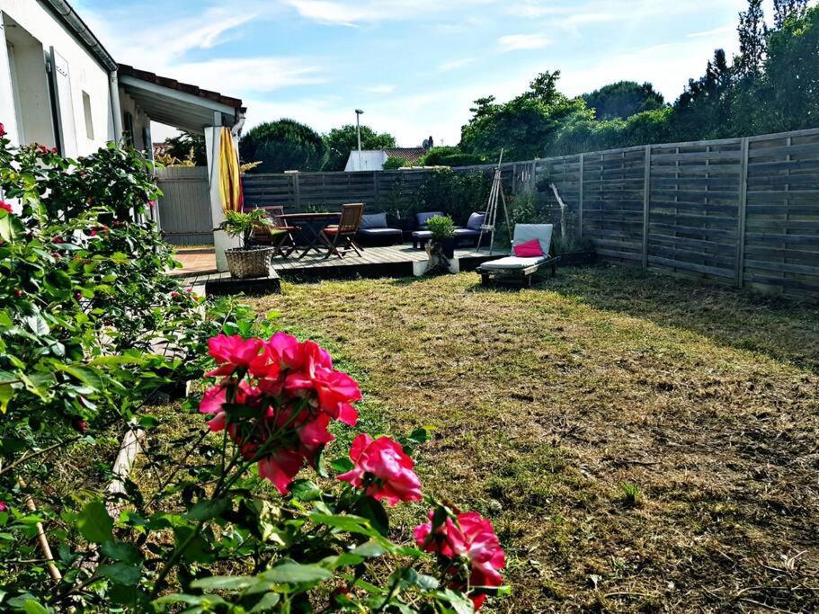 Beach House Avec Jardin 200M De La Plage La Couarde-sur-Mer Exteriör bild