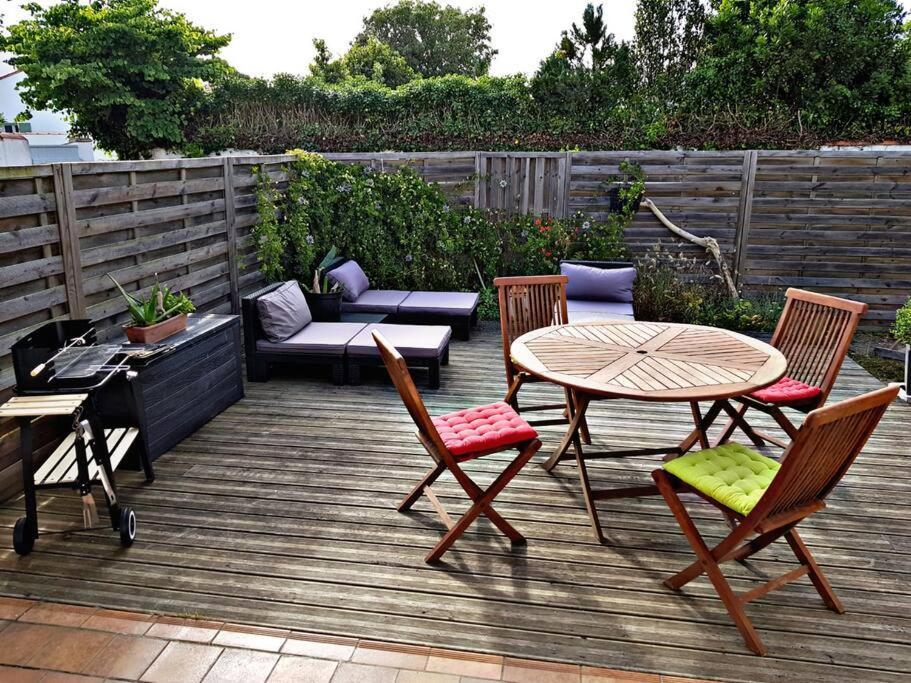 Beach House Avec Jardin 200M De La Plage La Couarde-sur-Mer Exteriör bild